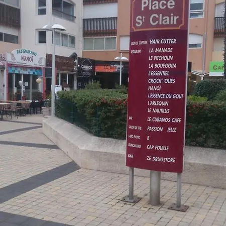 Saint Clair Διαμέρισμα *